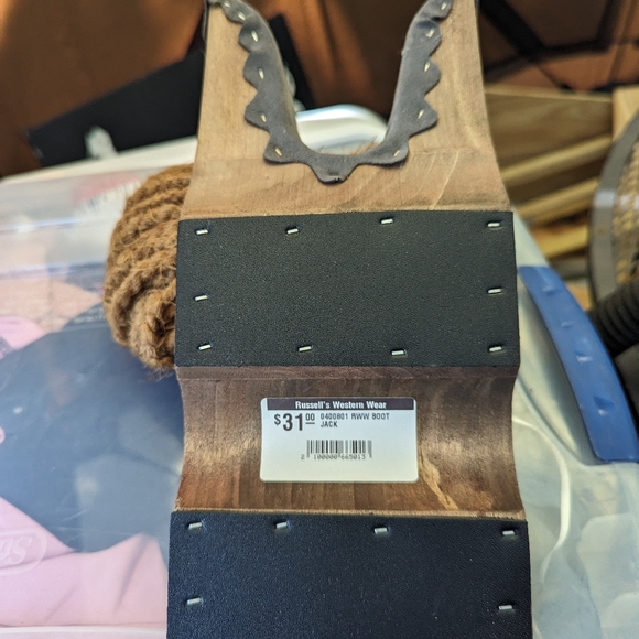 Boot Jake - Picture 2 of 2